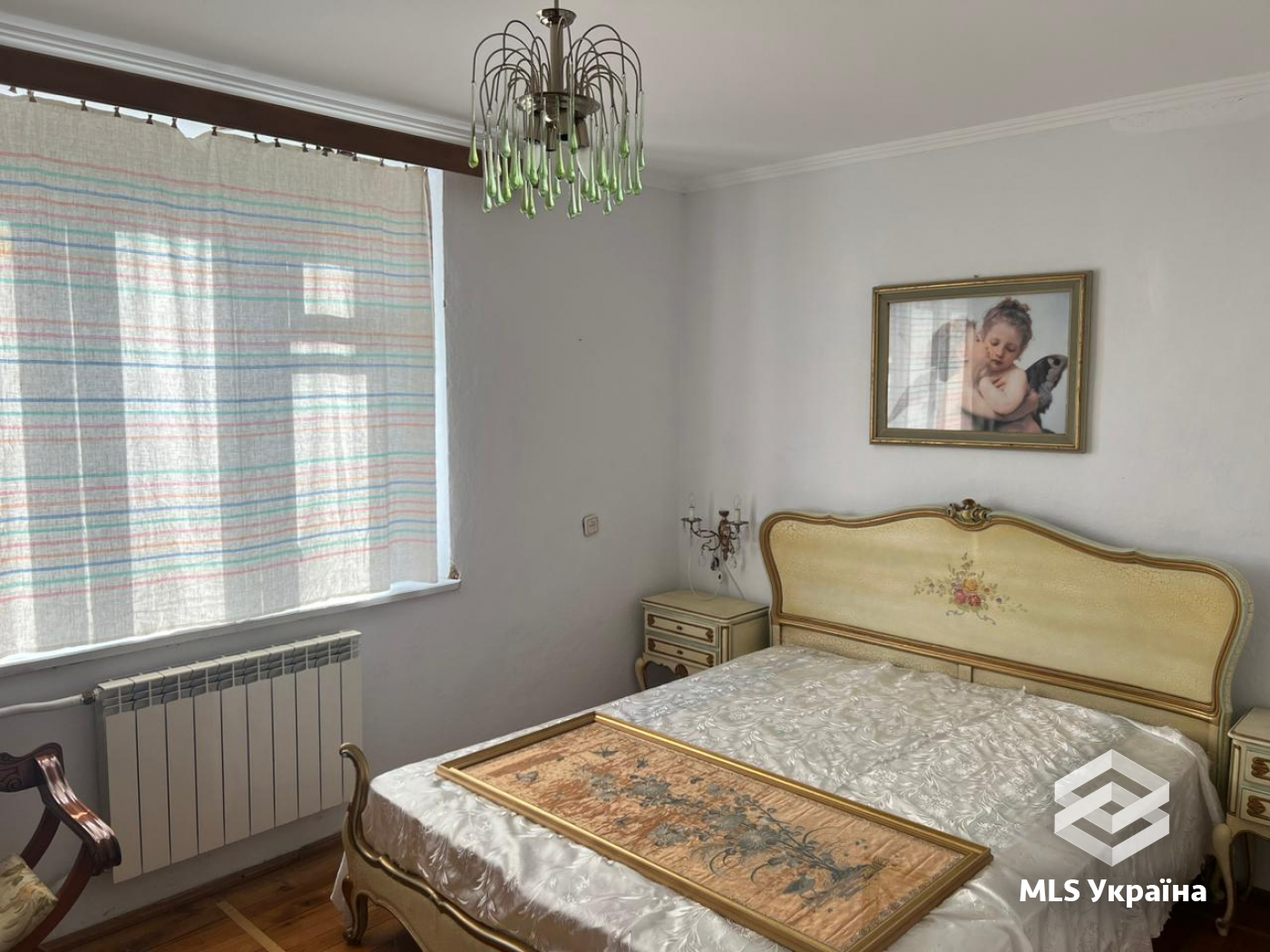 Будинки/Котедж - м. Заставна - 5 кімн., 202 м²