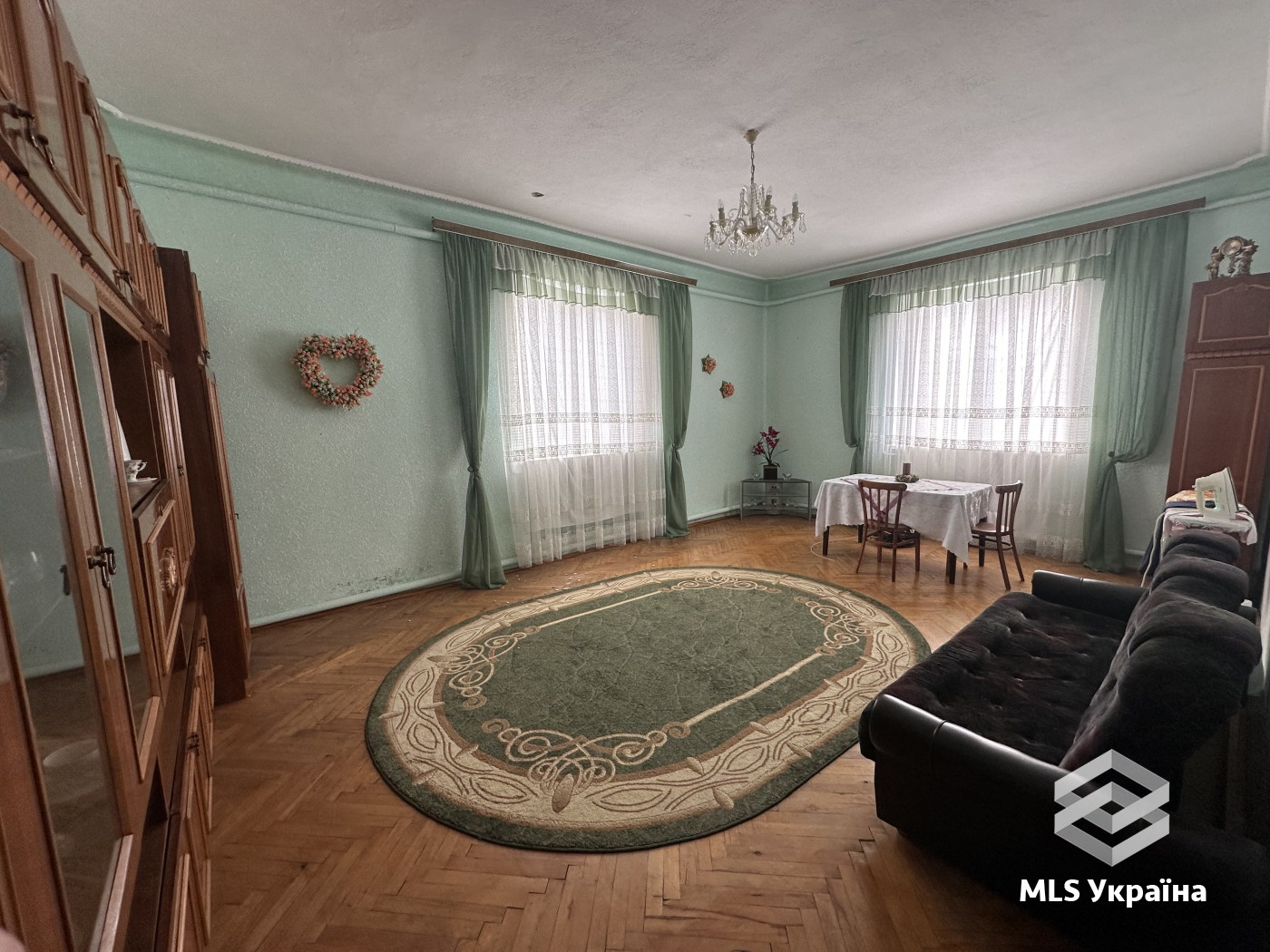 Будинки/Котедж - с. Лашківка - 6 кімн., 207 м²
