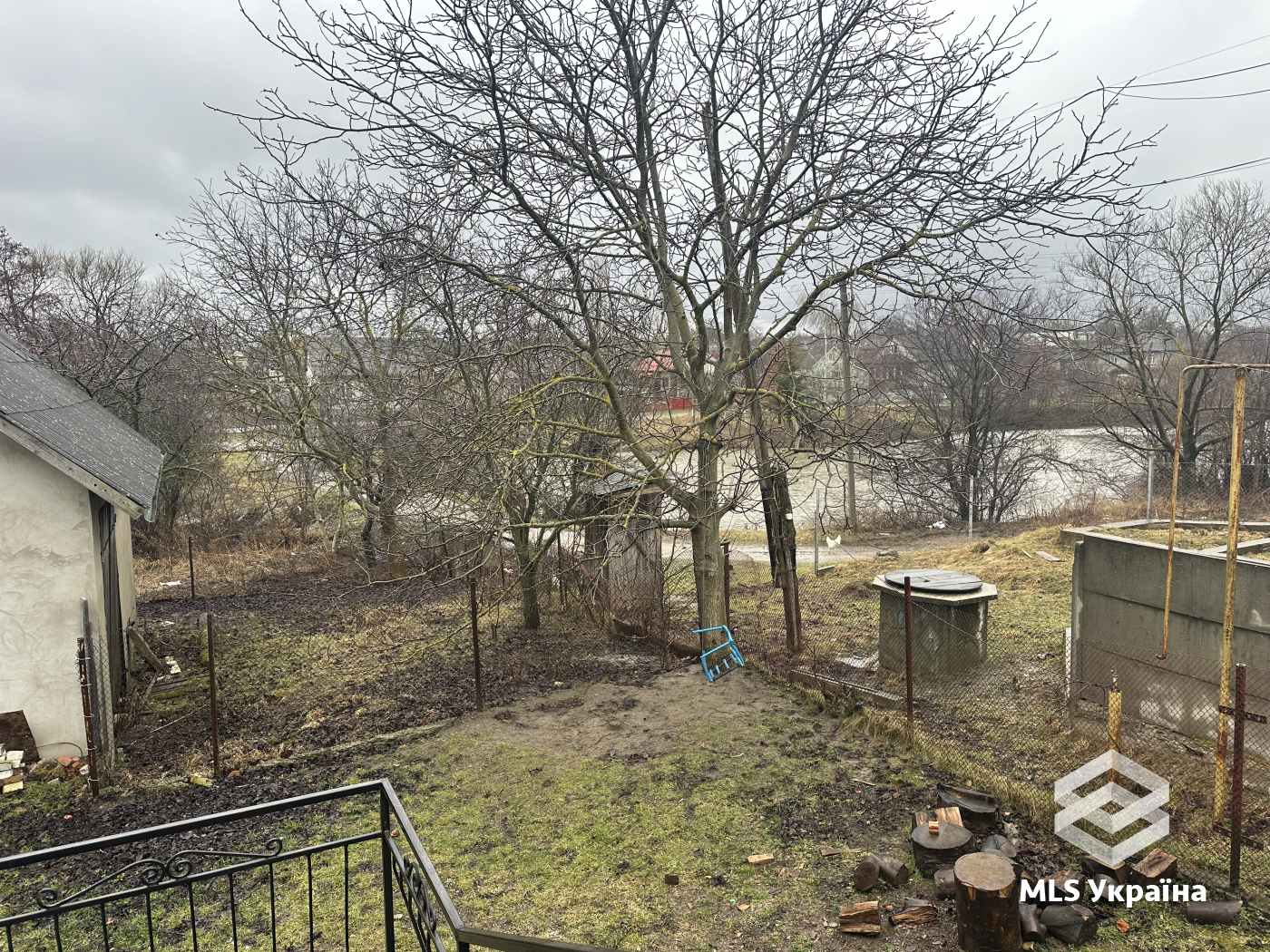 Будинки/Котедж - Глибока - 6 кімн., 276 м²