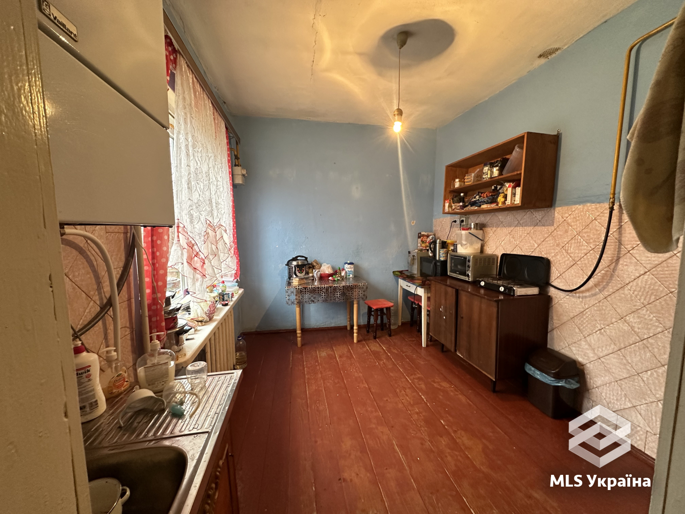 Будинки/Котедж - Глибока - 6 кімн., 276 м²
