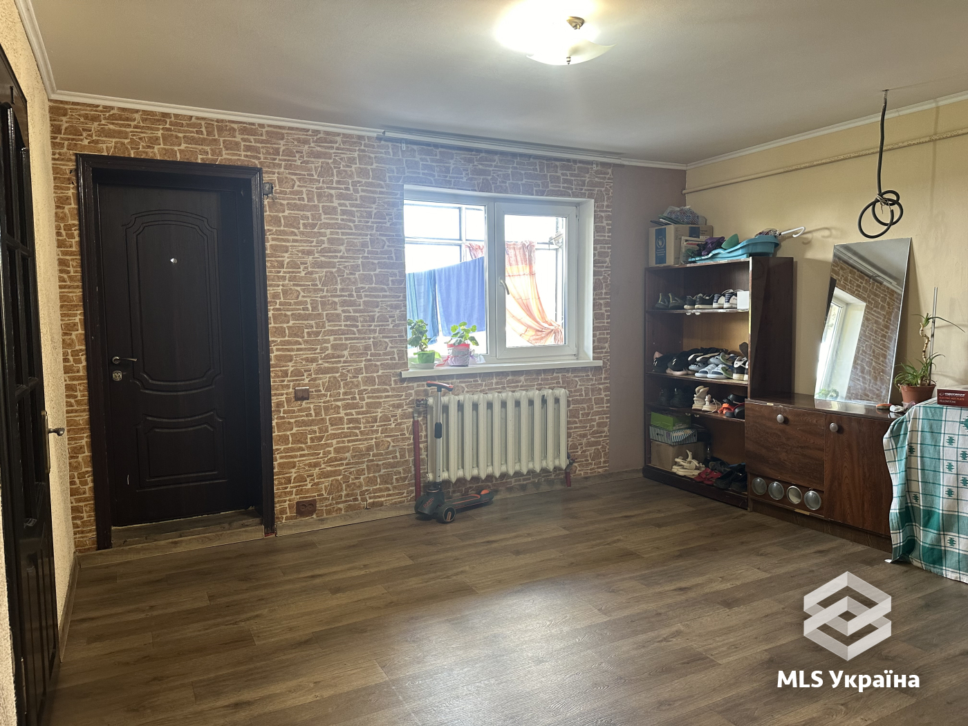 Квартири - м. Чернівці, Центр - 3 кімн., 106.1 м²