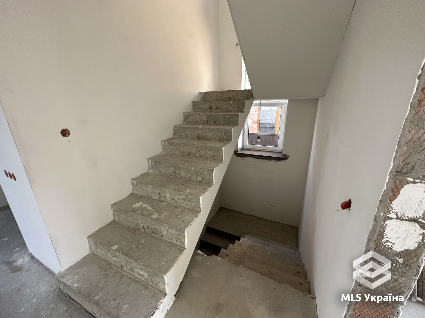 Будинки/Котедж - с. Коровія, Коровія - 4 кімн., 161 м²