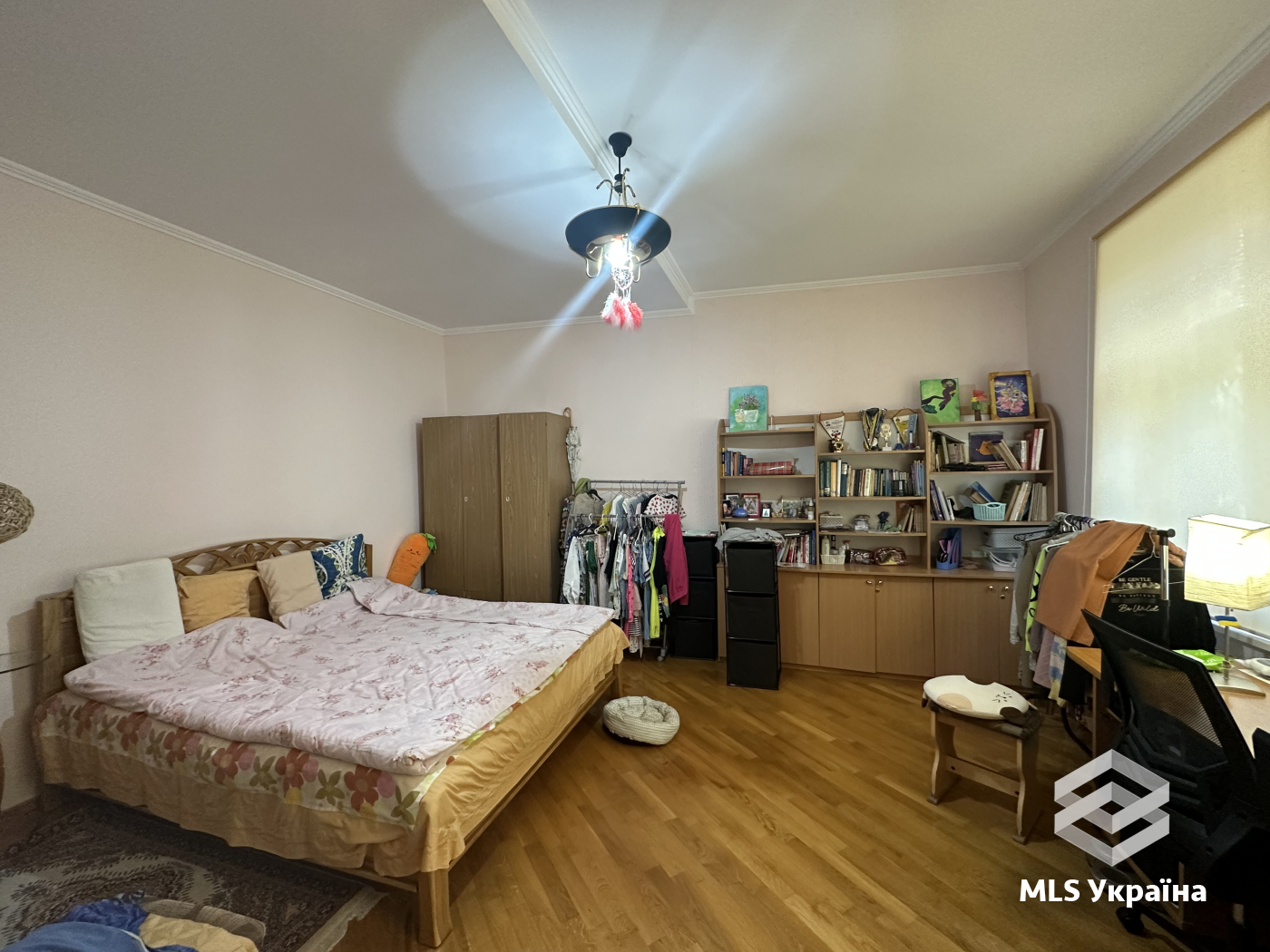 Будинки/Котедж - м. Чернівці, Центр - 5 кімн., 223 м²