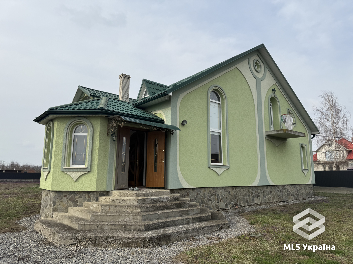 Будинки/Котедж - с. Магала, Траса на Киів - 4 кімн., 211 м²