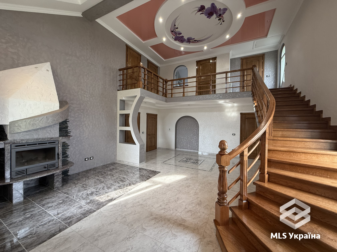 Будинки/Котедж - с. Магала, Траса на Киів - 4 кімн., 211 м²