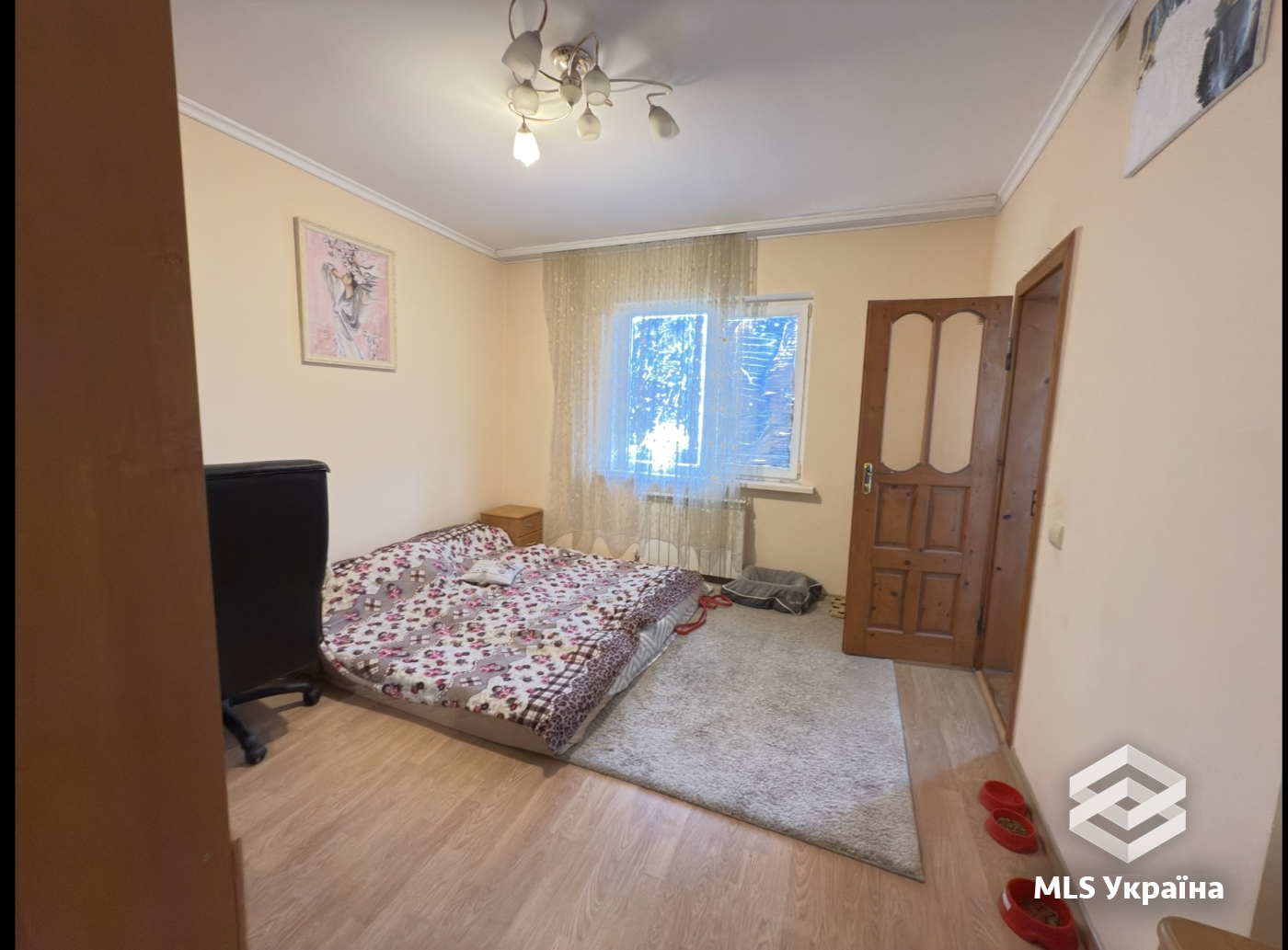 Будинки/Котедж - м. Чернівці - 5 кімн., 217 м²
