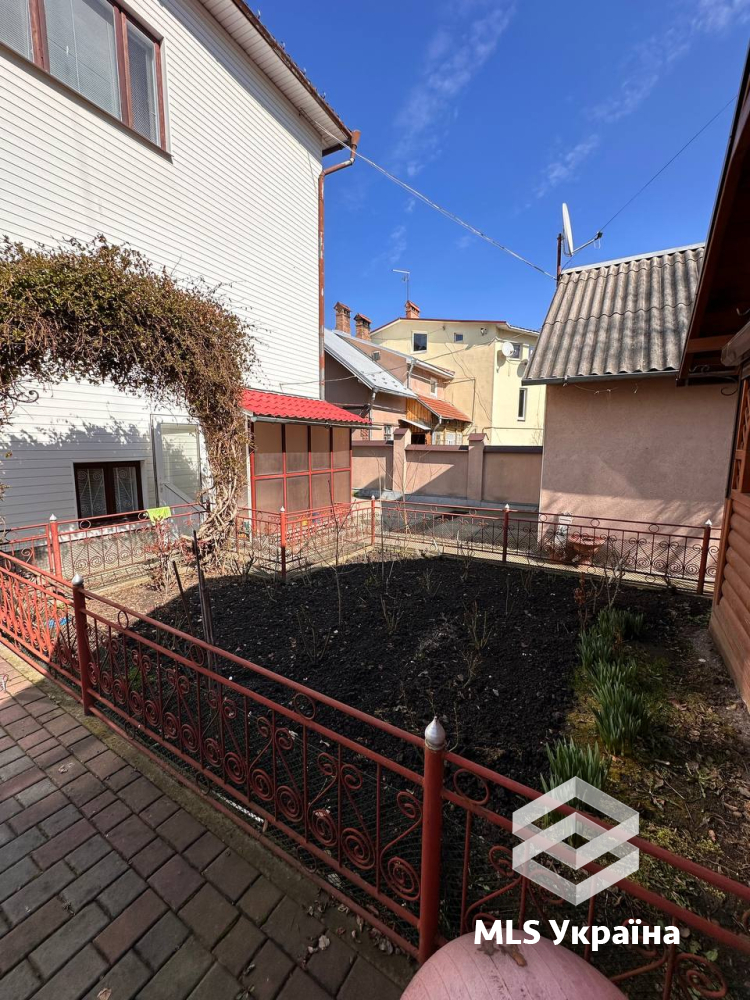 Дом по адресу ул. Коперніка Міколая (площадь 240 м²) - Atlanta.ua - фото 19