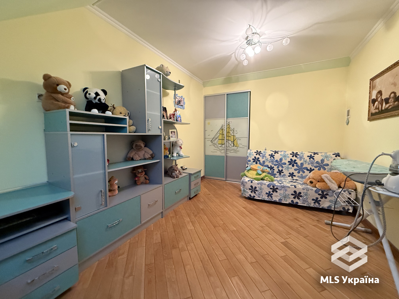 Будинки/Котедж - м. Чернівці, Сторожинецька - 3 кімн., 141 м²