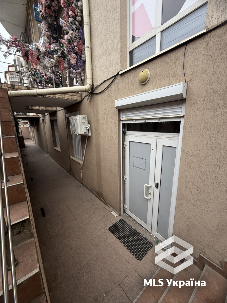 Комерційна нерухомість за адресою вул. Героїв Майдану (площа 65 м²) - Atlanta.ua - фото 3