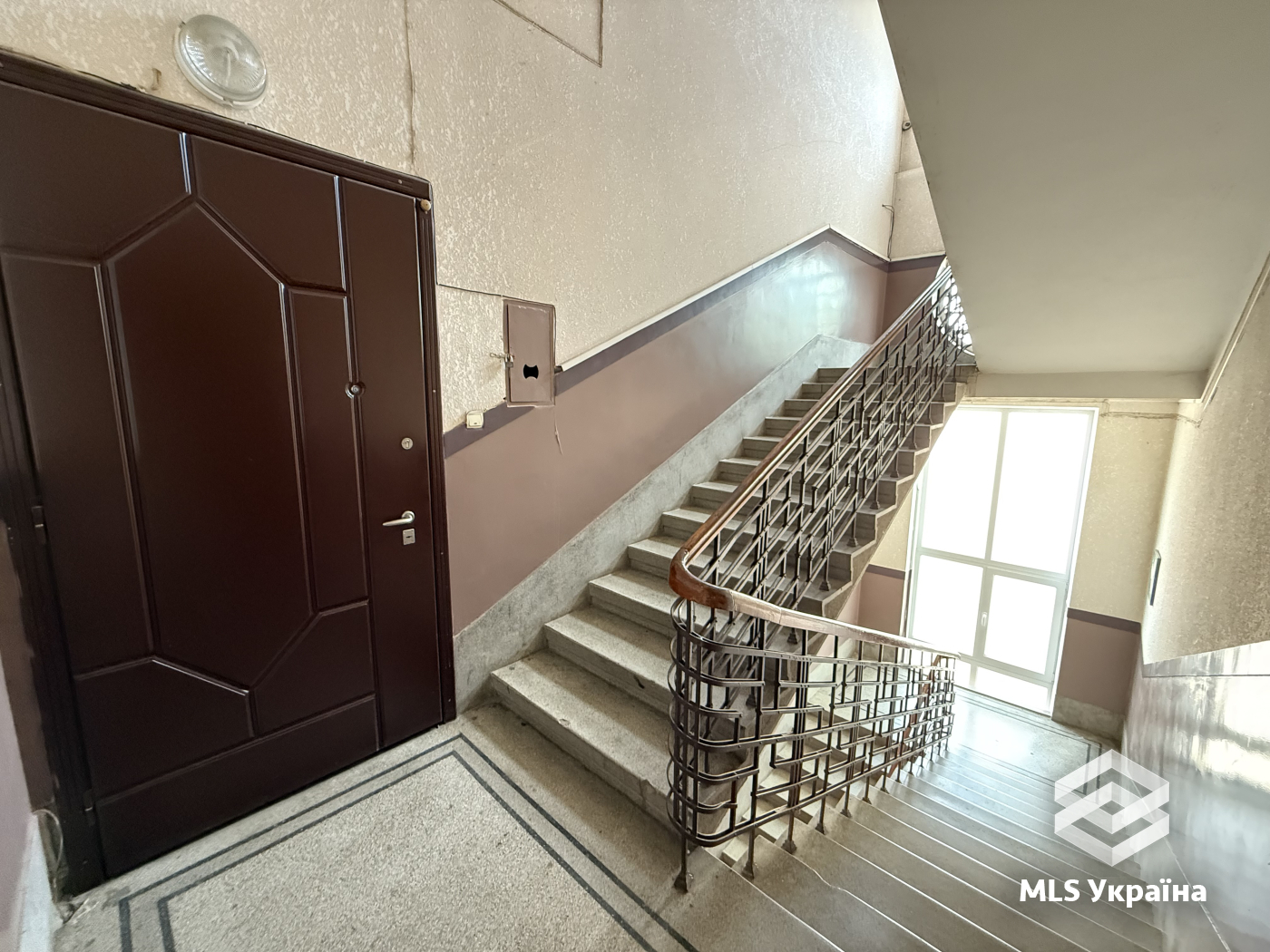 Квартири - м. Чернівці, Центр - 4 кімн., 125 м²