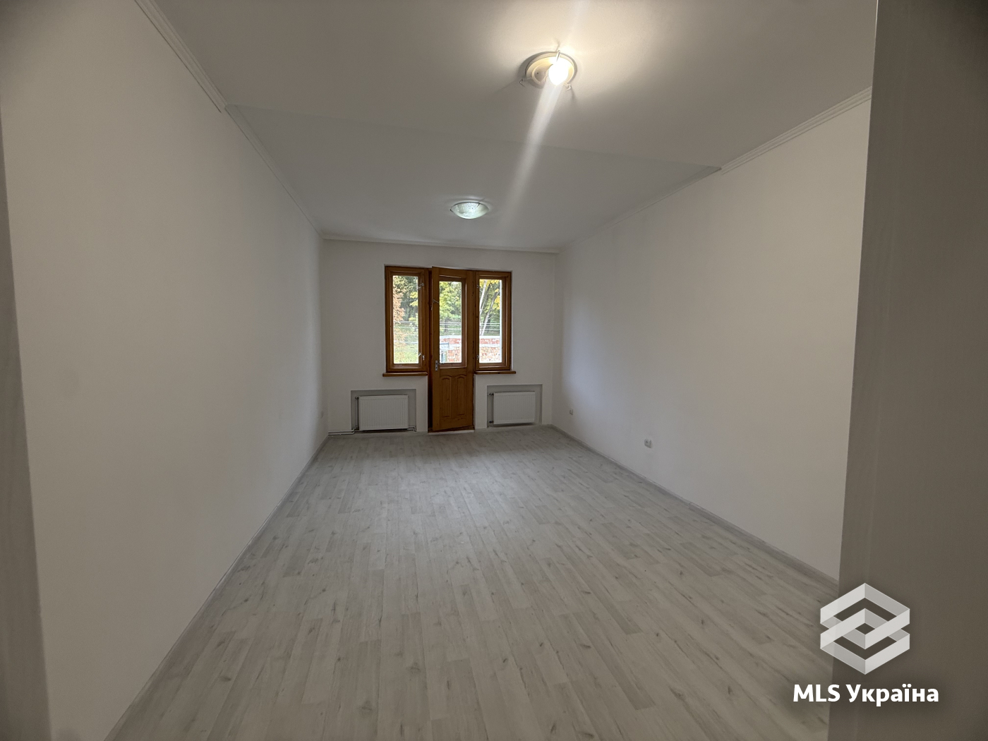 Квартири - м. Чернівці, Центр - 4 кімн., 163.1 м²