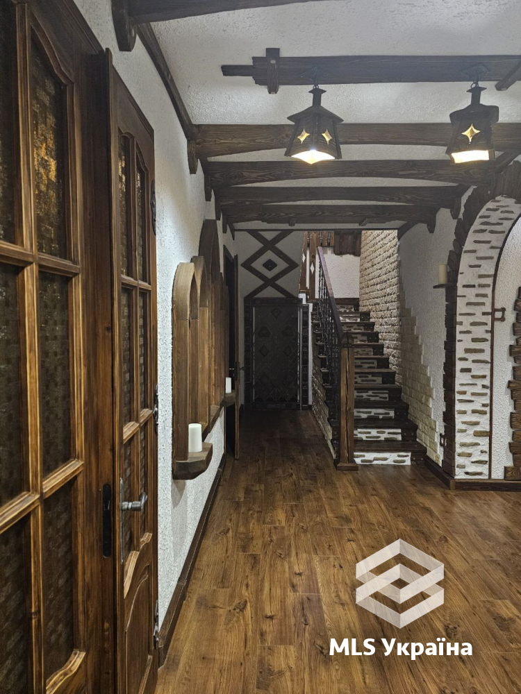 Дом по адресу ул. Учительська (площадь 249 м²) - Atlanta.ua - фото 6