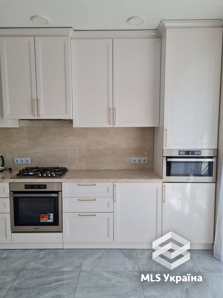 Квартири - м. Чернівці, Роша Клуб - 1 кімн., 58 м²