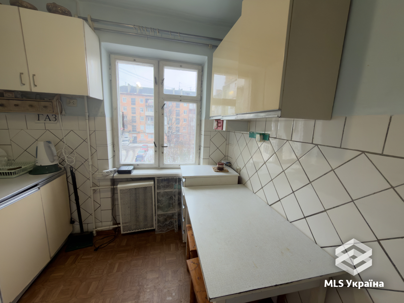 Квартири - м. Чернівці, Проспект Незалежності - 3 кімн., 56.9 м²