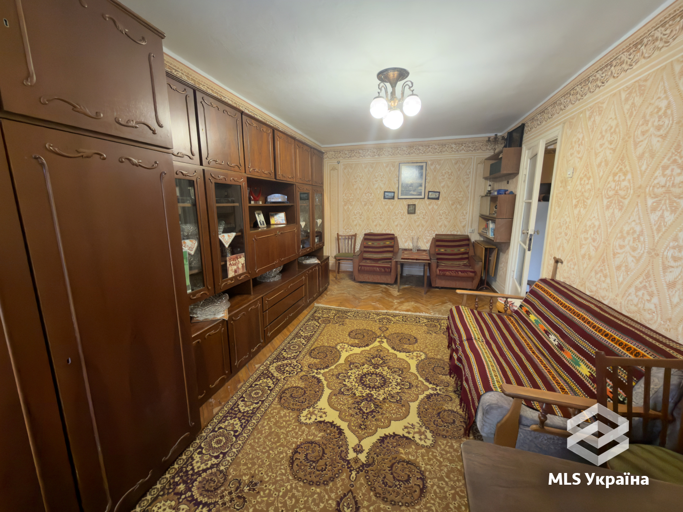 Квартири - м. Чернівці, Проспект Незалежності - 3 кімн., 56.9 м²