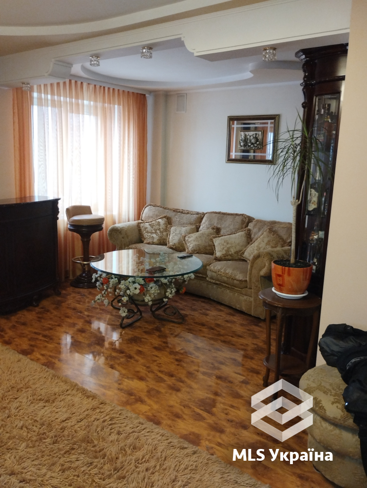 1-комнатная квартира по адресу ул. Руставели шота (площадь 126 м²) - фото 4 1-комнатная квартира по адресу ул. Руставели шота (площадь 126 м²) - Atlanta.ua - фото 4