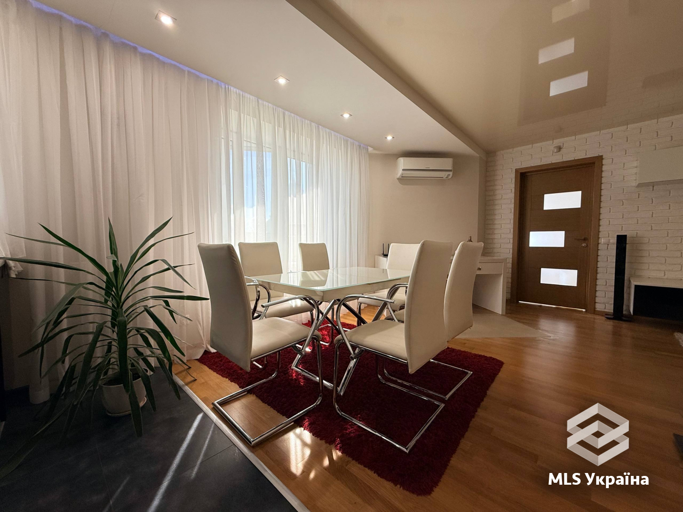 1-кімнатна квартира за адресою вул. Шухевича Романа (площа 60 м²) - Atlanta.ua - фото 2