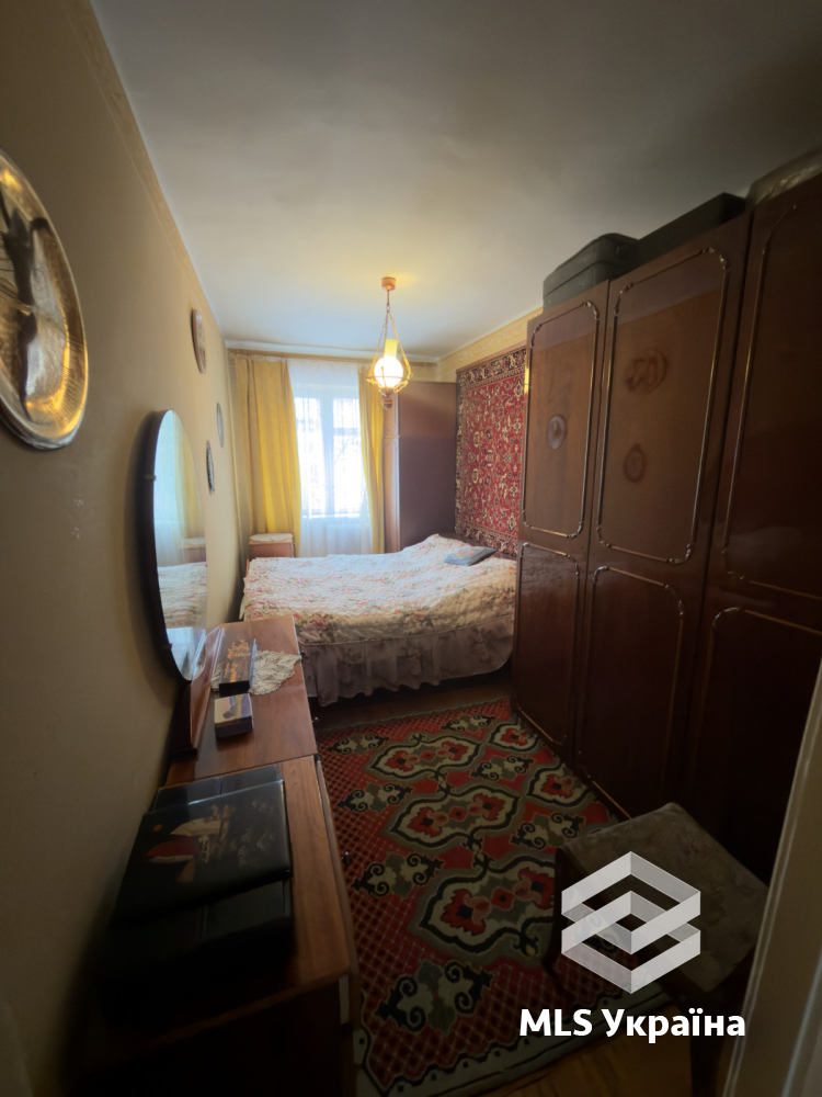 Квартири - м. Чернівці, Проспект Незалежності - 3 кімн., 56.9 м²