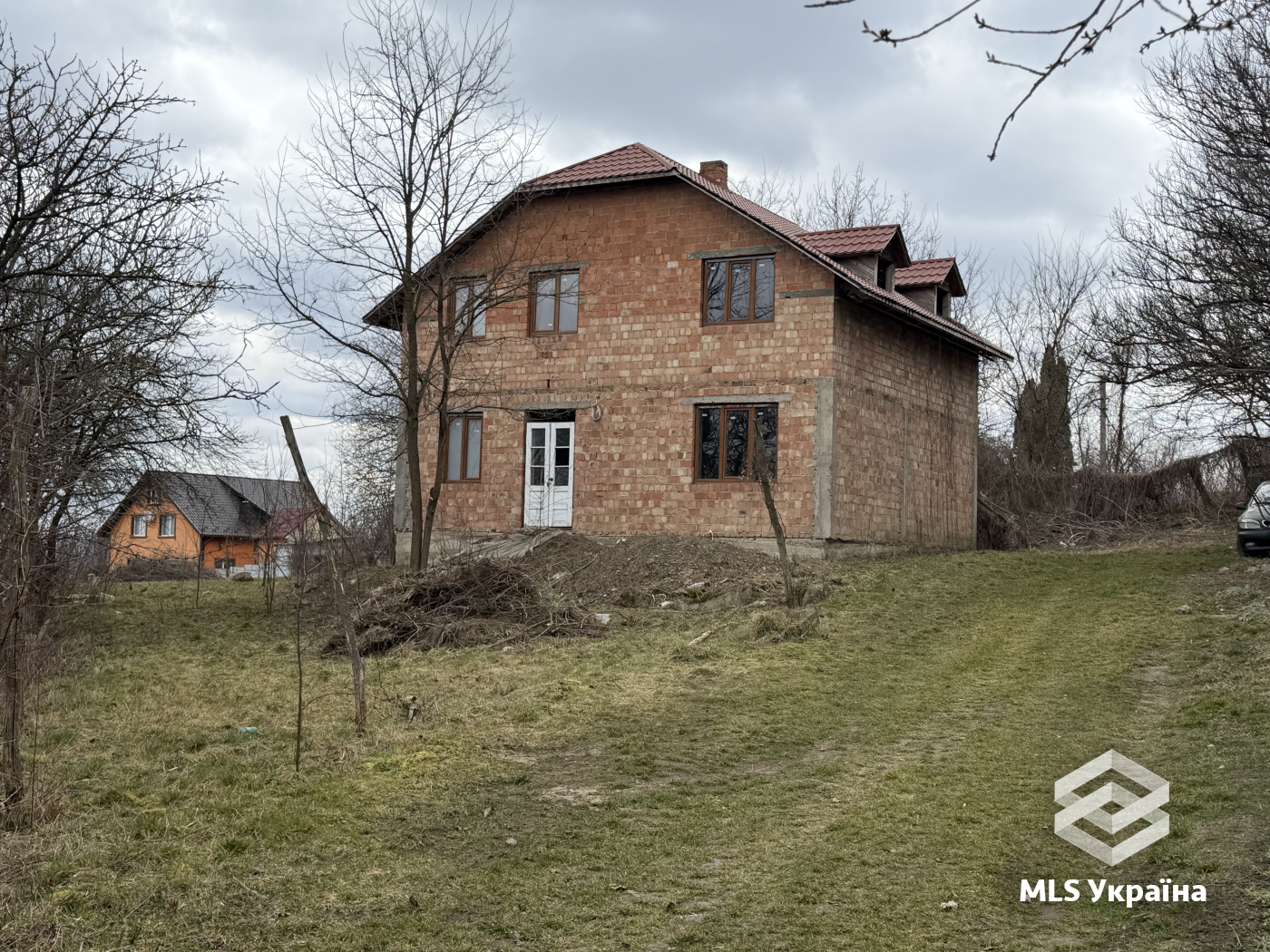 Будинки/Котедж - м. Чернівці, Садгора - 4 кімн., 135 м²