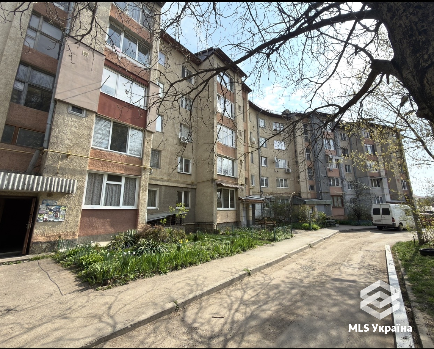 Квартири - м. Чернівці, Пентагон - 3 кімн., 71.4 м²