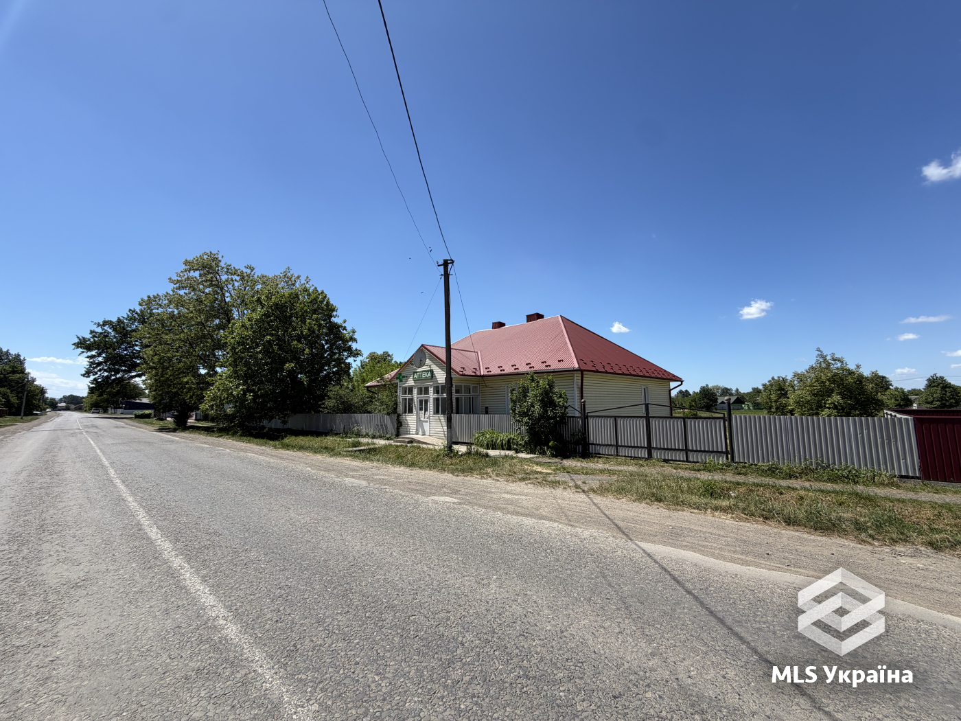 Комерційна нерухомість - с. Банилів - 141.9 м²