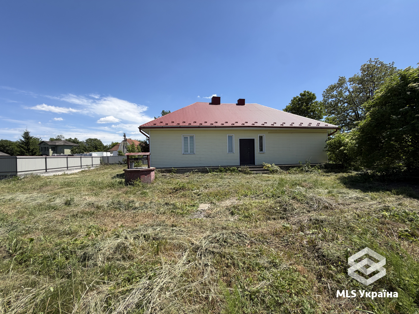 Комерційна нерухомість - с. Банилів - 141.9 м²