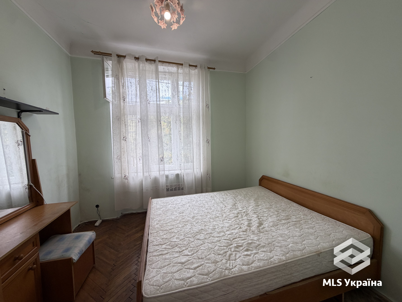 Квартири - м. Чернівці, Центр - 2 кімн., 38 м²