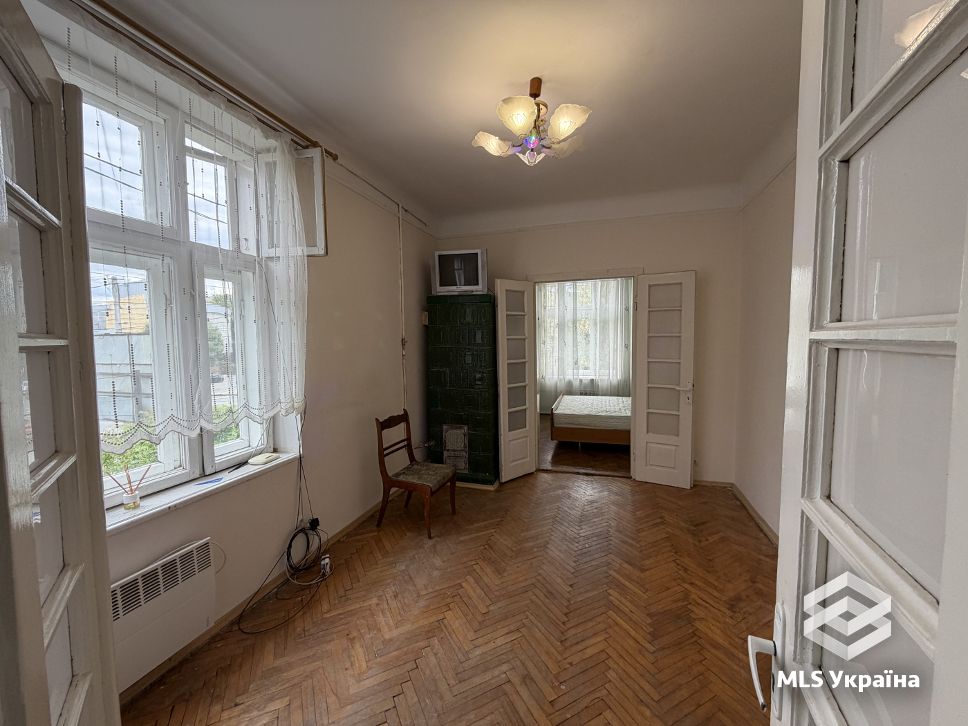 Квартири - м. Чернівці, Центр - 2 кімн., 38 м²