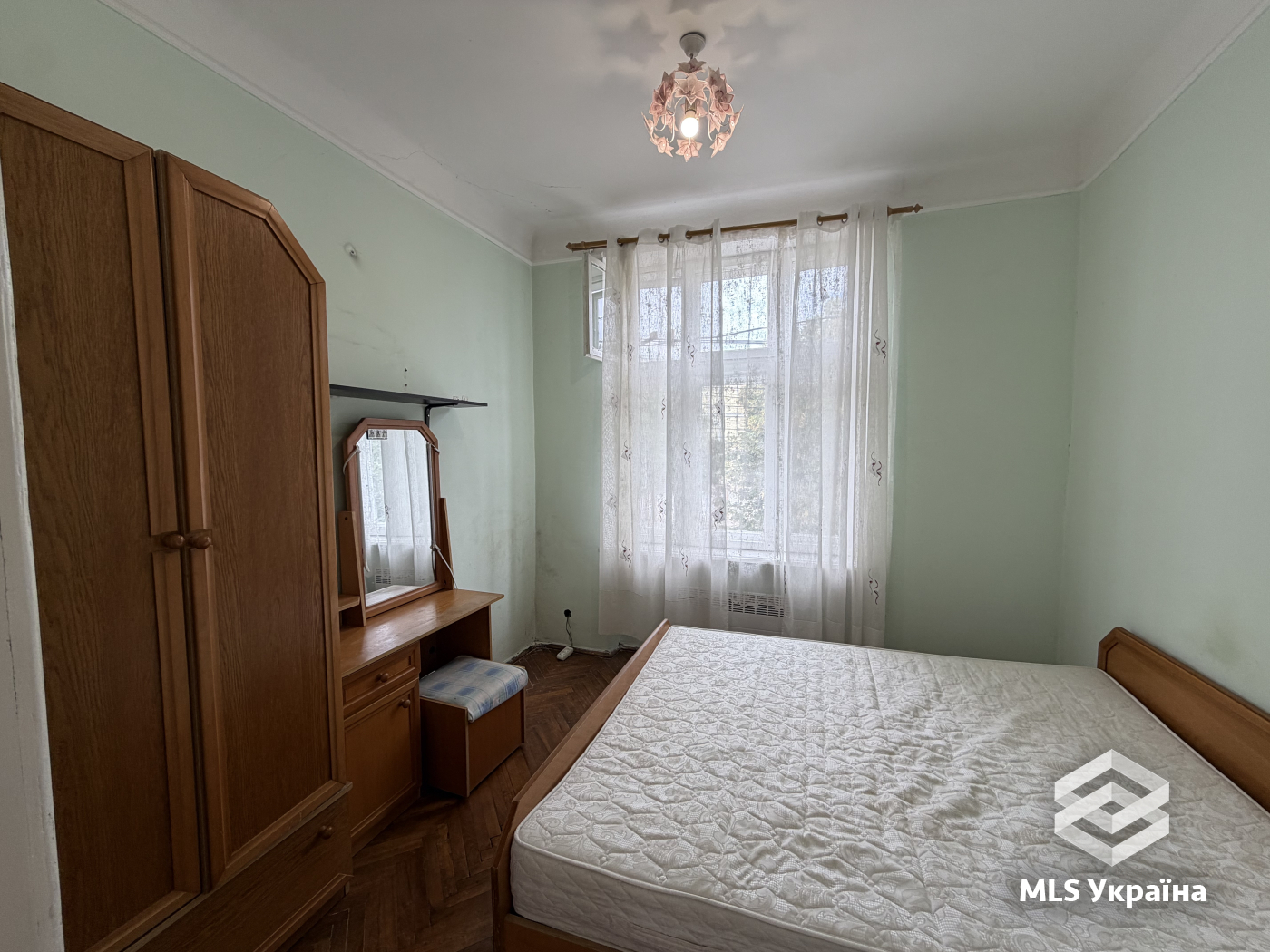 Квартири - м. Чернівці, Центр - 2 кімн., 38 м²