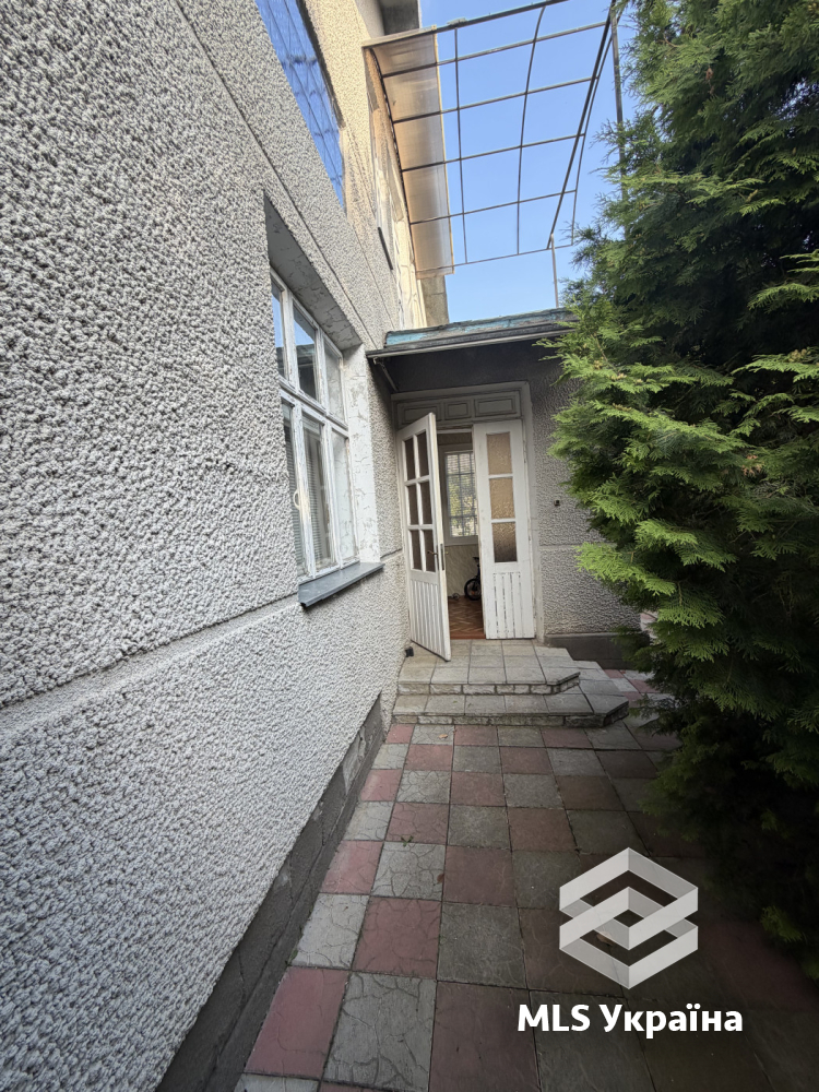 Будинки/Котедж - м. Чернівці, Садгора - 5 кімн., 158 м²