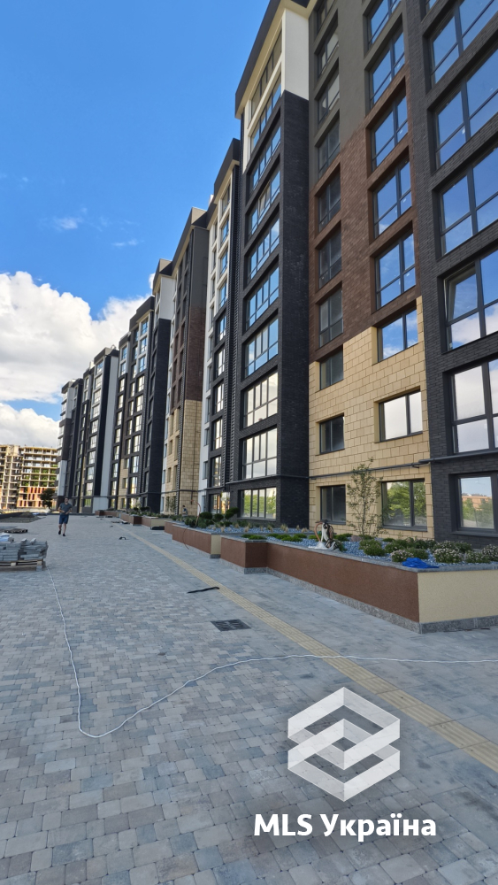 Квартири - м. Чернівці, Рівненська - 1 кімн., 50.1 м²