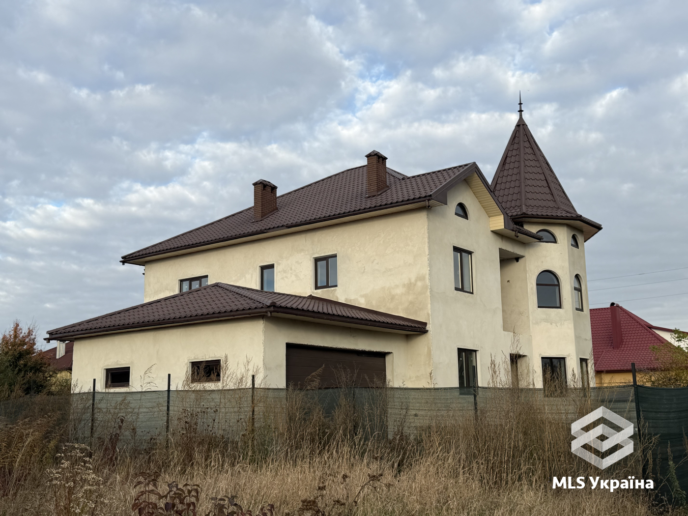 Будинки/Котедж - с. Шипинці - 4 кімн., 150 м²