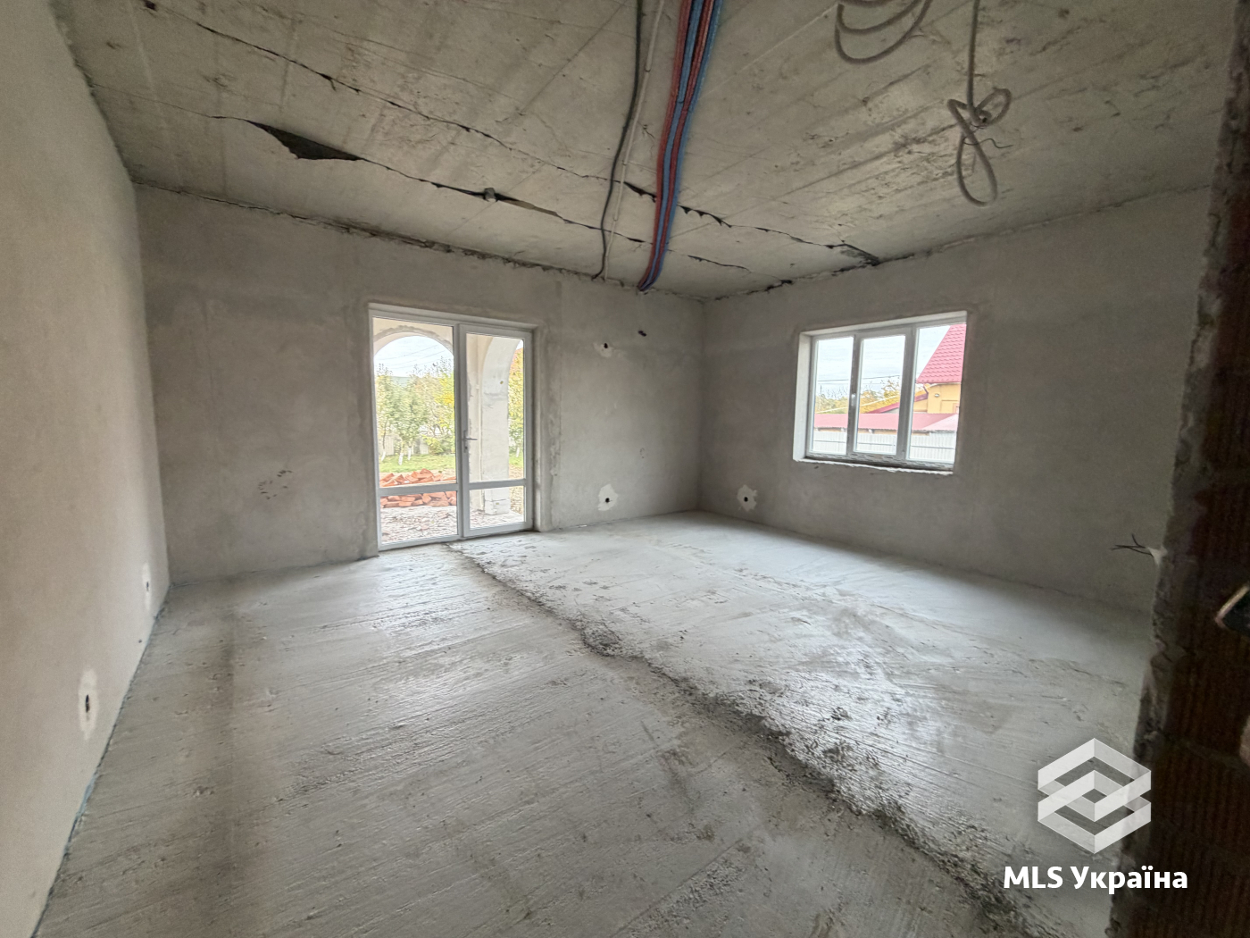 Будинки/Котедж - с. Шипинці - 4 кімн., 150 м²