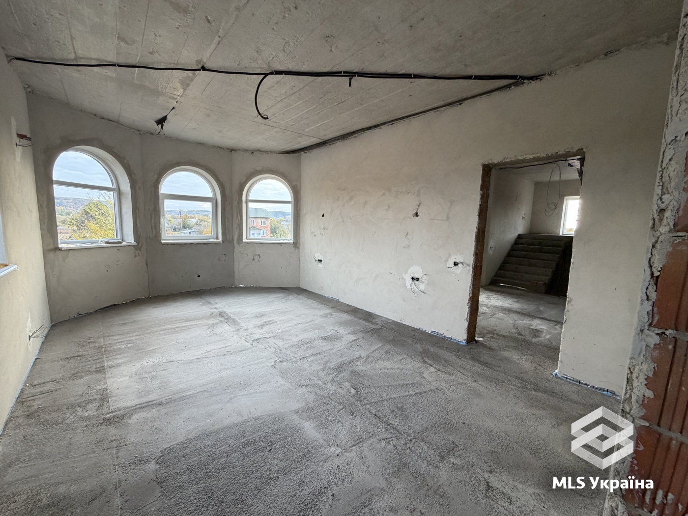 Будинки/Котедж - с. Шипинці - 4 кімн., 150 м²