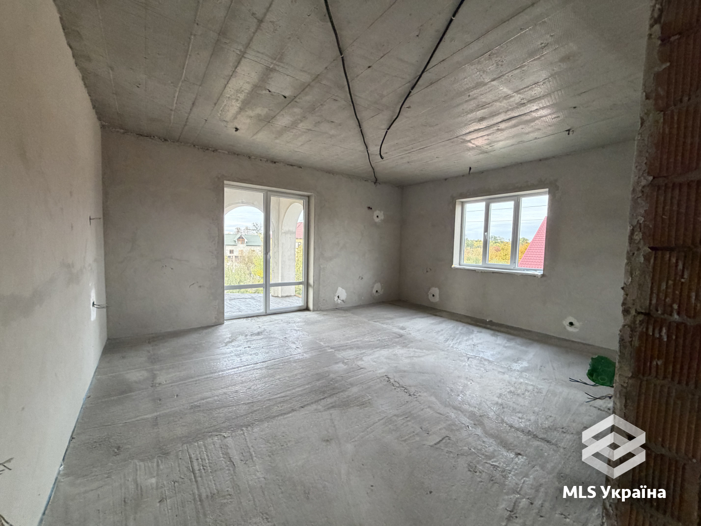 Будинки/Котедж - с. Шипинці - 4 кімн., 150 м²
