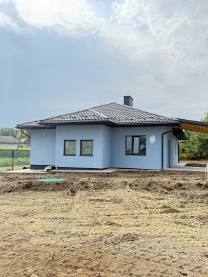Чернівецька обл., м. Чернівці, вул. Путильська