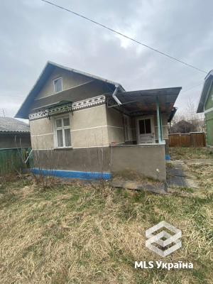 Чернівецька обл., с. Оршівці, вул. Незалежності