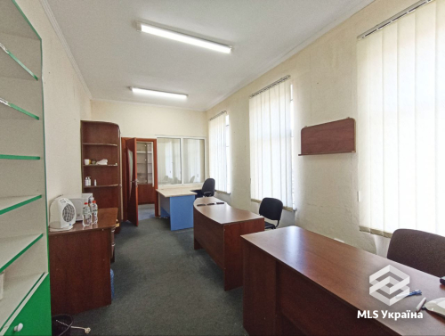 Хмельницька обл., м. Хмельницький, вул. Героїв Майдану