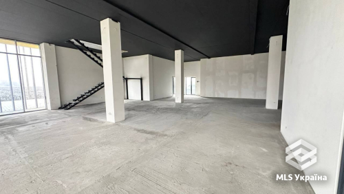 Чернівецька обл., с. Бояни, вул. Головна