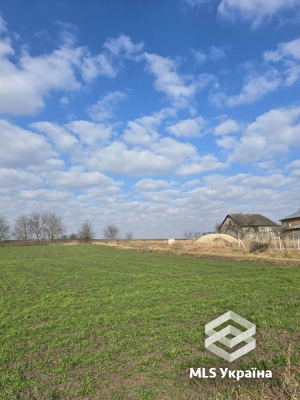 Чернівецька обл., с. Великий Кучурів, 