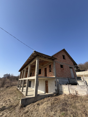 Чернівецька обл., с. Буда, вул. Чорнівська