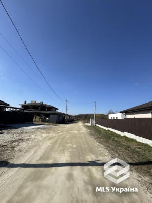 Львівська обл., с. Конопниця, вул. Івасюка