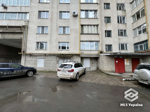 Хмельницька обл., м. Хмельницький, Вул. Свободи 