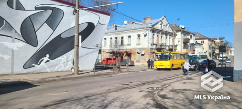 Волинська обл., м. Луцьк, вул. Богдана Хмельницького