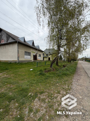 Івано-Франківська обл., с. Збора, вул. Центральна