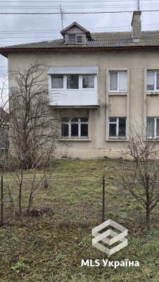 Чернівецька обл., с. Черепківці, вул. Привокзальна