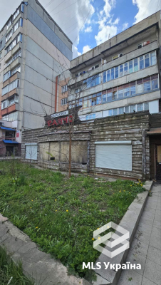 Чернівецька обл., м. Чернівці, вул. Головна