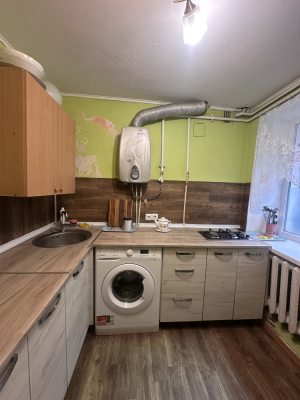 Чернівецька обл., м. Чернівці, вул. Проспект Незалежності