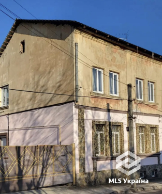 Чернівецька обл., м. Чернівці, вул. Буковинська