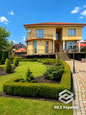 Чернівецька обл., с. Коровія, вул. Миру